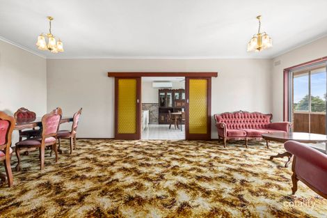 Property photo of 8 Eagleview Crescent Bell Post Hill VIC 3215