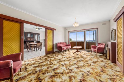 Property photo of 8 Eagleview Crescent Bell Post Hill VIC 3215