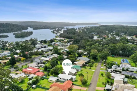 Property photo of 25 Spinks Avenue Lake Conjola NSW 2539