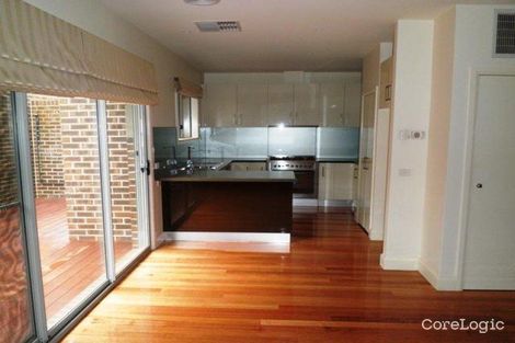 Property photo of 1/1 Elm Grove McKinnon VIC 3204