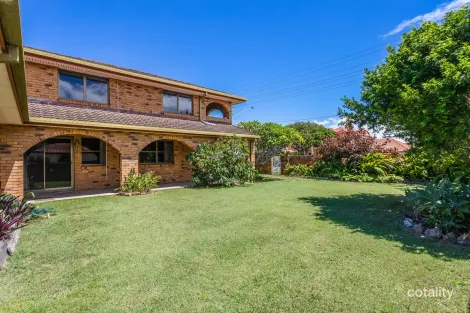Property photo of 37 Griffith Road Scarborough QLD 4020