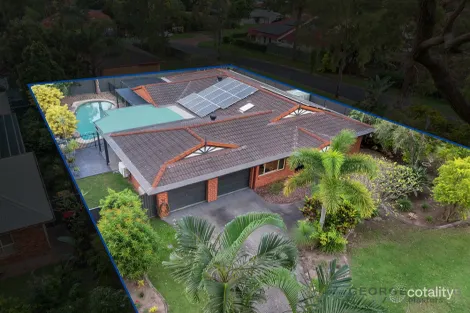 Property photo of 136 Banksia Circuit Forest Lake QLD 4078