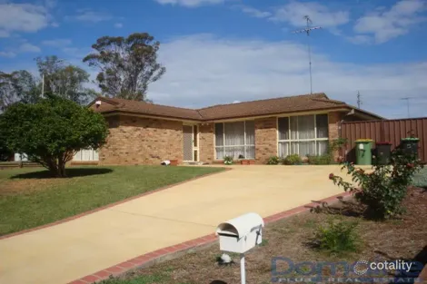 17 Mundowie Pl, Claremont Meadows, NSW 2747