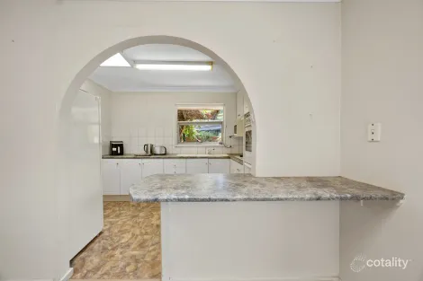 Property photo of 24 Bower Court Morphett Vale SA 5162