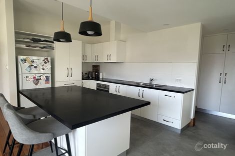 Property photo of 16 Burnside Avenue New Town TAS 7008