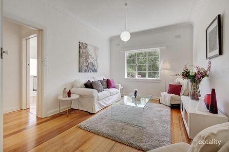 Property photo of 2/449 Glenferrie Road Kooyong VIC 3144