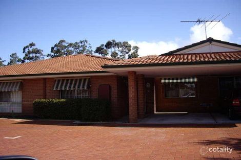 2/7 Conifer Cl, Ballajura, WA 6066