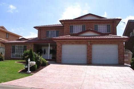 27 Kangaroo Dr, Blackbutt, NSW 2529