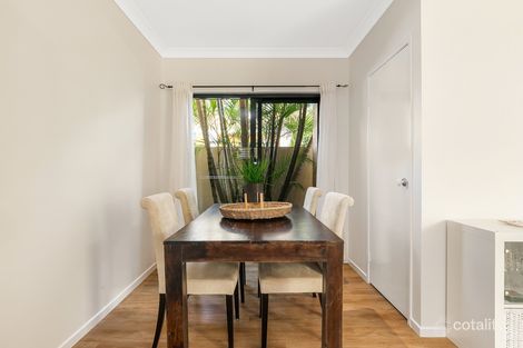 Property photo of 1/122 Central Avenue Indooroopilly QLD 4068