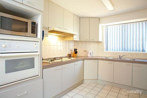 Property photo of 18/19 Fogerthorpe Crescent Maylands WA 6051