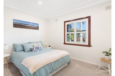 Property photo of 35 Lynwen Crescent Banksia NSW 2216