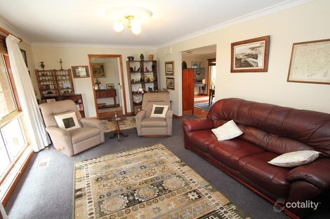 Property photo of 8 James Court Miners Rest VIC 3352