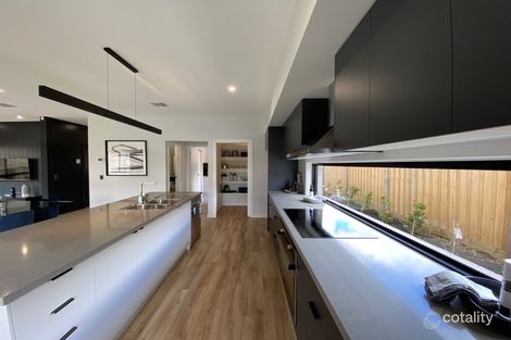 Property photo of 4 Freedom Drive Mount Duneed VIC 3217