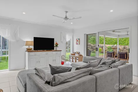 Property photo of 21 Dent Crescent Cumbalum NSW 2478