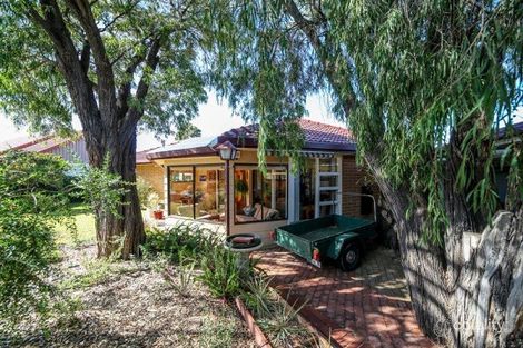 Property photo of 8 Diamond Street Morphett Vale SA 5162