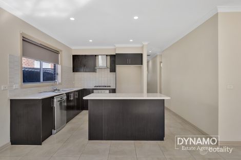 Property photo of 51 Kinglake Crescent Craigieburn VIC 3064