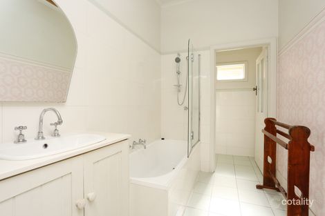 Property photo of 20 Wakanui Street Northcote VIC 3070