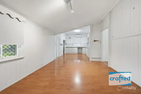 Property photo of 22 Wall Street Bundamba QLD 4304