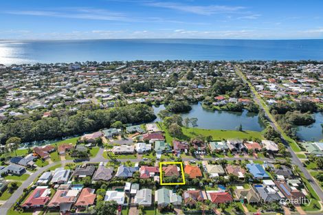 Property photo of 17 Lester Crescent Torquay QLD 4655