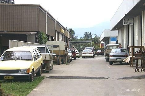 160-162 Mayers St, Manunda, QLD 4870