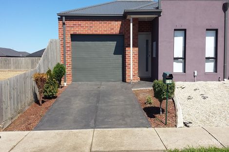 2/23 Westmeadows Lane, Truganina, VIC 3029