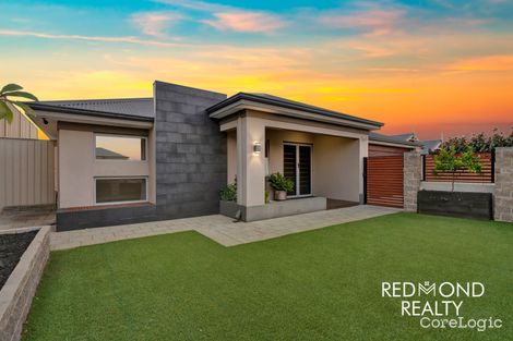 Property photo of 3 Dunedin Chase Hocking WA 6065