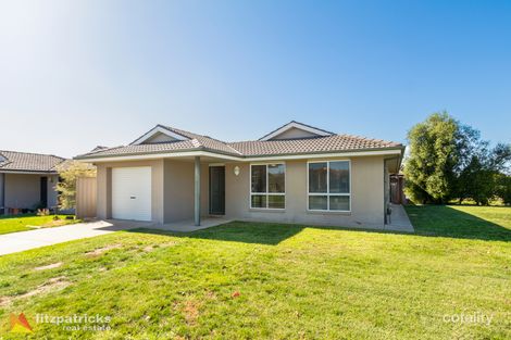 Property photo of 24 Womboin Crescent Glenfield Park NSW 2650