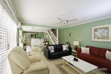 Property photo of 1/74 Third Avenue Palm Beach QLD 4221