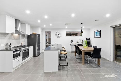 Property photo of 15 Golden Wattle Drive Mount Duneed VIC 3217