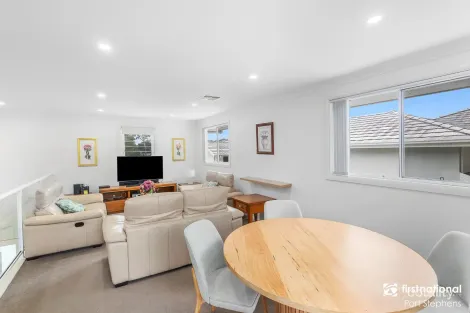 Property photo of 4/22 Lawson Street Nelson Bay NSW 2315