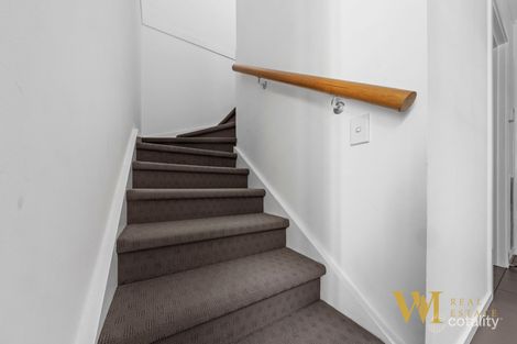 Property photo of 5 Hallifax Walk Epping VIC 3076