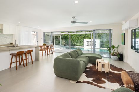 3 Annoula Ave, Biggera Waters, QLD 4216