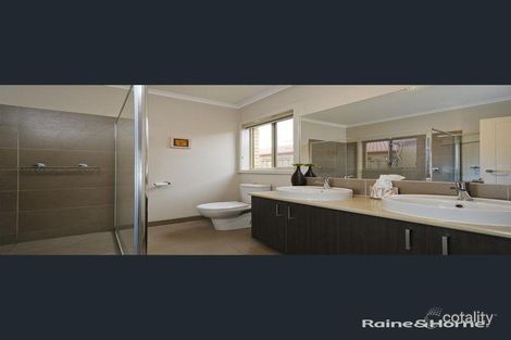 Property photo of 3 Mallard Close Williams Landing VIC 3027
