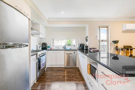 Property photo of 4 Bowerbird Close Aberglasslyn NSW 2320