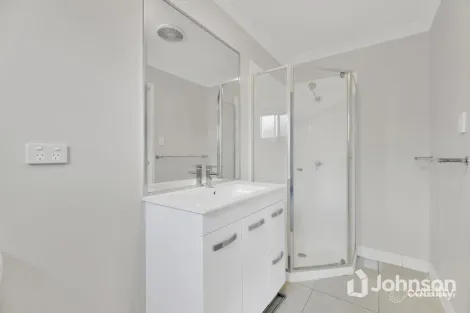 Property photo of 2/2 Darter Close Lowood QLD 4311