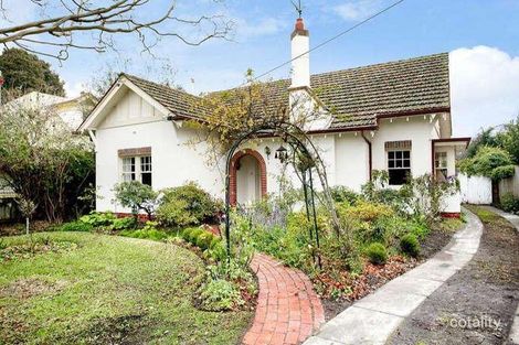 Property photo of 8 Pembroke Street Surrey Hills VIC 3127