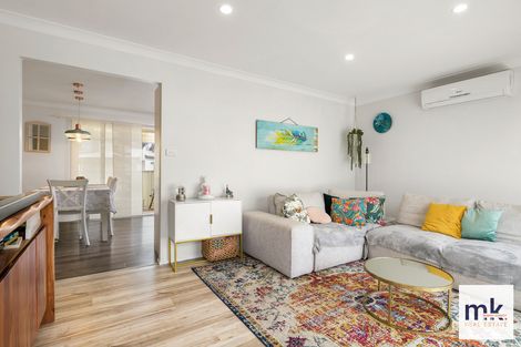 Property photo of 6 Davy Place St Helens Park NSW 2560