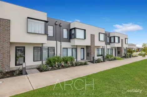 94 Centenary Bvd, Officer South, VIC 3809