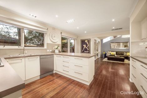 Property photo of 12 Richborough Grove Ferntree Gully VIC 3156