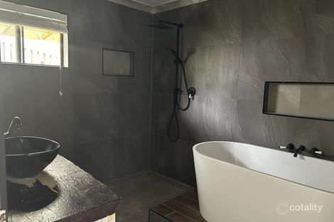 Property photo of 28 Kylee Crescent Calliope QLD 4680