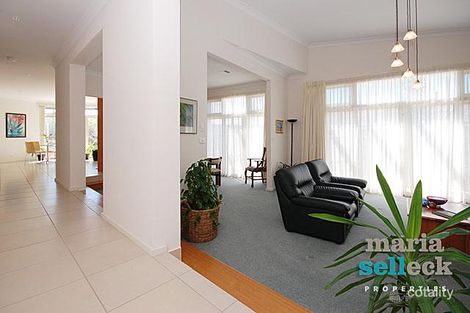 Property photo of 11 Renmark Street Duffy ACT 2611