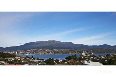 Property photo of 36 Loinah Crescent Montagu Bay TAS 7018