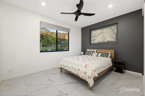 Property photo of 15 Hazel Place Glenview QLD 4553