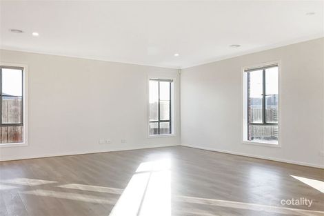 Property photo of 5 Norbiton Way Wyndham Vale VIC 3024