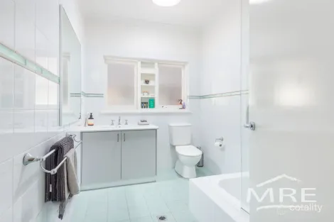 Property photo of 18 Cliff Street Albany WA 6330