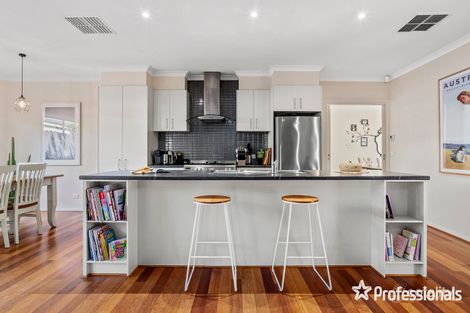 Property photo of 9 Tudor Drive Mooroolbark VIC 3138