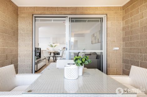 Property photo of 22/2 Delaronde Drive Success WA 6164