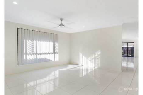 Property photo of 9 Regeling Court Loganlea QLD 4131