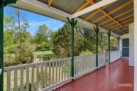Property photo of 5 Sinclair Crescent Wentworth Falls NSW 2782