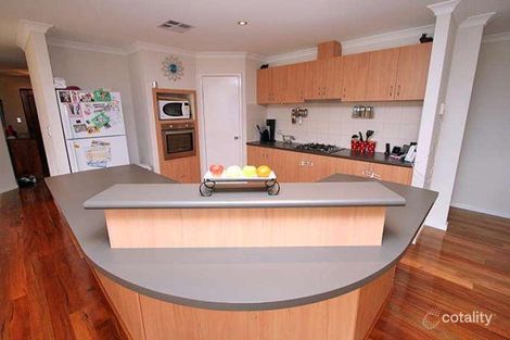 Property photo of 7 Sandbridge Way Meadow Springs WA 6210